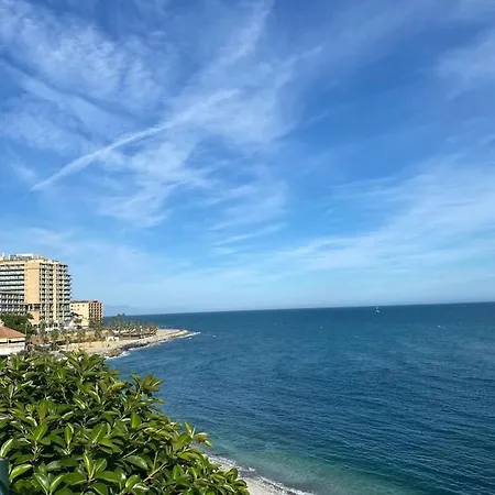 Apartment Fabuloso Apto 1-5 Personas Torrequebrada-benalmadena Piscina Terraza Parking Wi-fi *