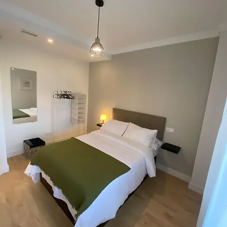 Apartment Fabuloso Apto 1-5 Personas Torrequebrada-benalmadena Piscina Terraza Parking Wi-fi *