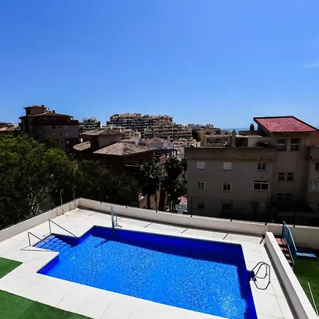 Apartment Fabuloso Apto 1-5 Personas Torrequebrada-benalmadena Piscina Terraza Parking Wi-fi Benalmadena