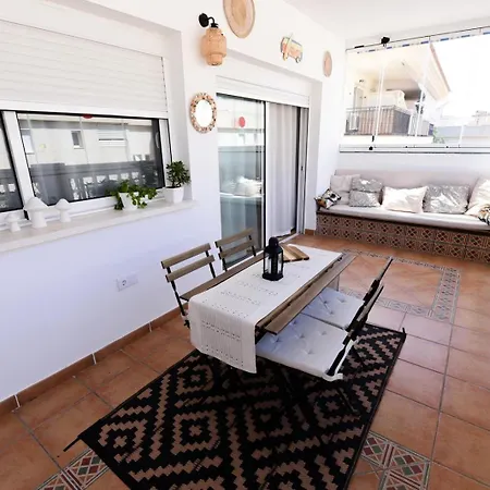 Apartment Fabuloso Apto 1-5 Personas Torrequebrada-benalmadena Piscina Terraza Parking Wi-fi Benalmadena